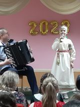 Поздравления выпускникам от учащихся моего класса: Куликова Дарья (1 кл)