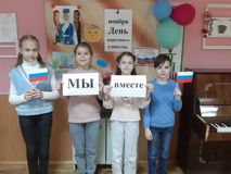 учащиеся 3 класса фортепианного отделения