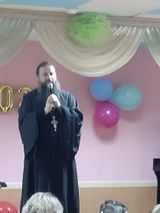 Гость нашего праздника - руководитель Епархиального отдела религиозного образования и катехизации, духовник Воскресной школы игумен Амфилохий 