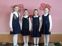 08.03.2023г. Участницы творческого марафона Глухова Полина, Куликова Дарья, Степушкина Арина, Христова Александра